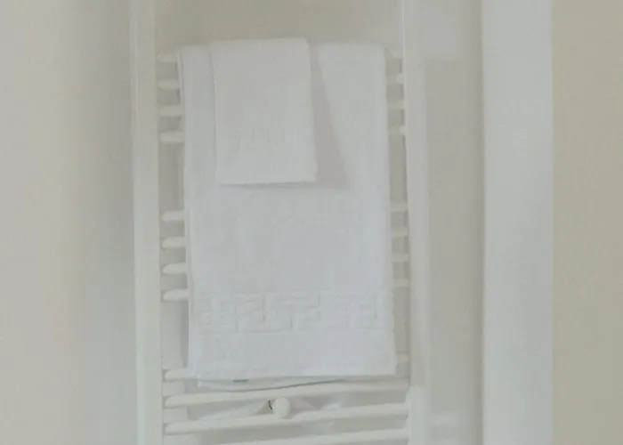 Apartment Hilltop Nest, Cozy Retreat On The Citadel Hill *